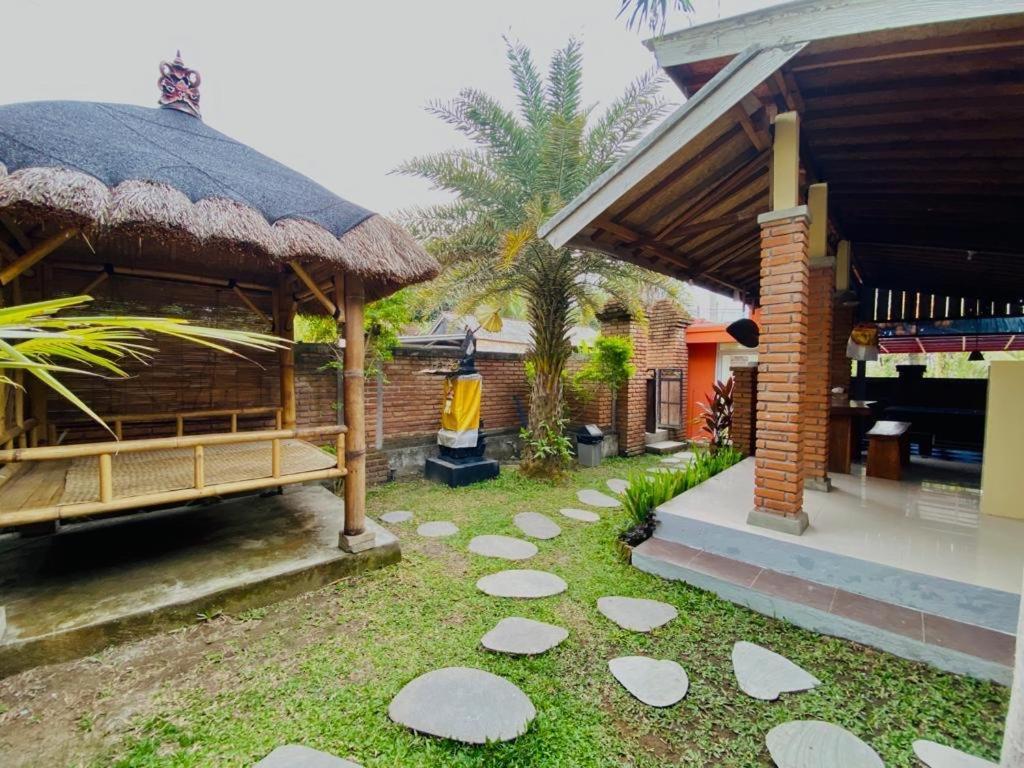 Uma Dewa Homestay Keramas Exterior photo